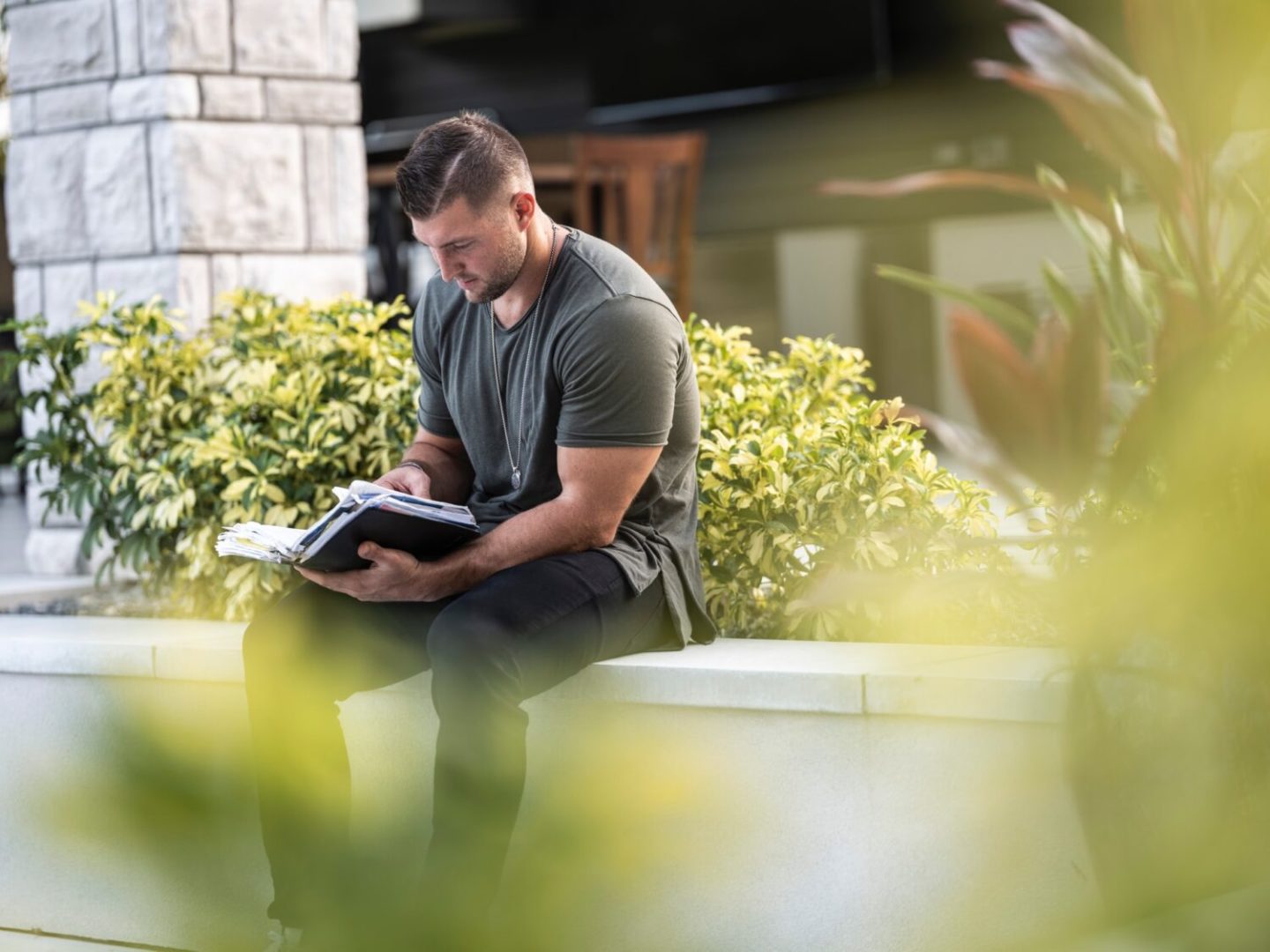 Tim Tebow reflects on breaking ground as a homeschool student: 'It's pretty  good to view yourself as different' - ABC News