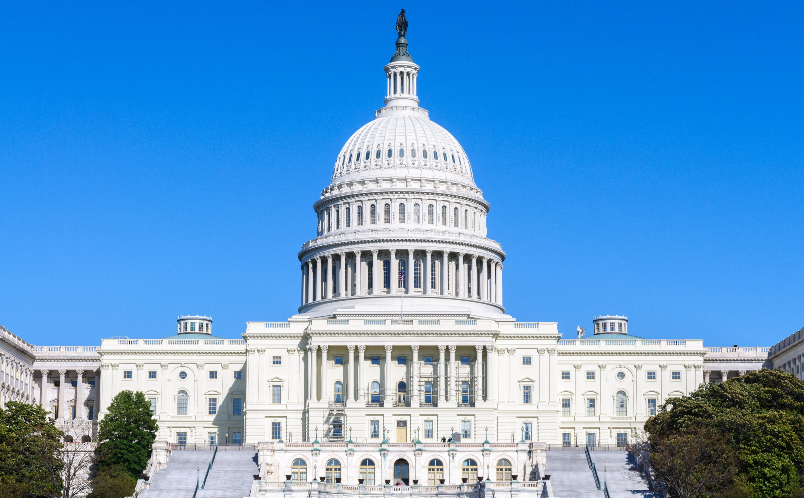 Congress nears bipartisan permitting reform